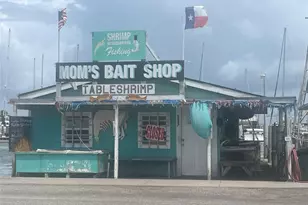 322-342 Whispering Woods Dr, Rockport, TX 78382 - Photo 36