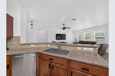 7818 Squirrel Hollow Drive, Georgetown, TX 78628 - Photo 12