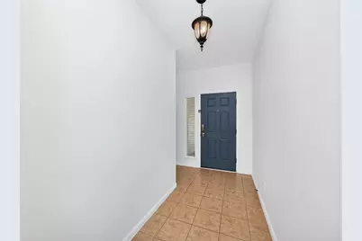 7818 Squirrel Hollow Drive, Georgetown, TX 78628 - Photo 4