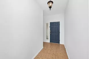 7818 Squirrel Hollow Dr, Georgetown, TX 78628 - Photo 4