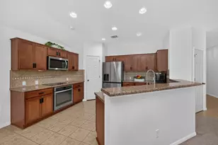 7818 Squirrel Hollow Dr, Georgetown, TX 78628 - Photo 10