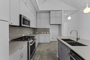 105 Rough Crk Rd, Georgetown, TX 78628 - Photo 12