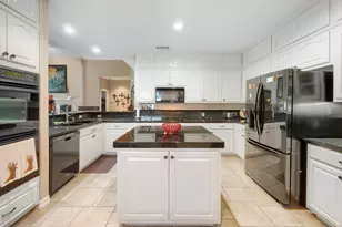 2422 Founders Cir, Spicewood, TX 78669 - Photo 12