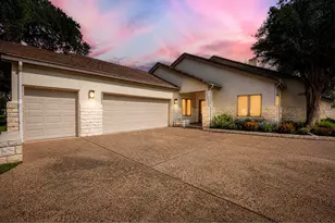 2422 Founders Cir, Spicewood, TX 78669 - Photo 2