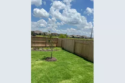 12204 Scarlet Sleeve Way, Del Valle, TX 78617 - Photo 18