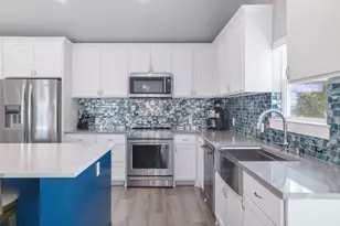 7206 Comanche Trail, Austin, TX 78732 - Photo 16