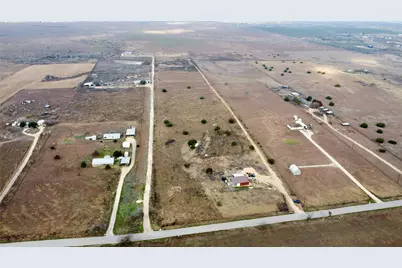 14024 Graef Road, Creedmoor, TX 78610 - Photo 10