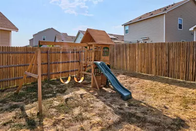 808 Circle Way #26H, Jarrell, TX 76537 - Photo 30