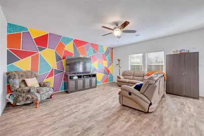 808 Circle Way #26H, Jarrell, TX 76537 - Photo 6