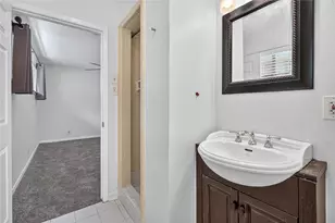 2412 S 5th St, Austin, TX 78704 - Photo 10