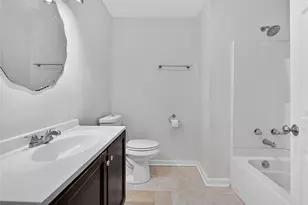 2412 S 5th St, Austin, TX 78704 - Photo 14
