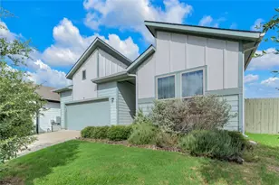 10024 Dalliance Ln, Manor, TX 78653 - Photo 2