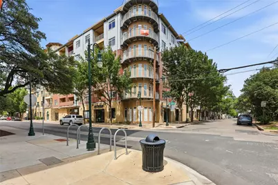 910 W 25th Street #507, Austin, TX 78705 - Photo 2