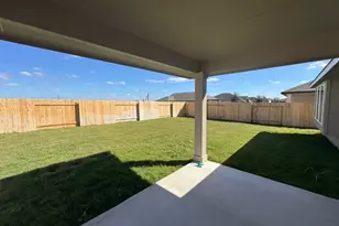 3729 Pin Oak Hls, Seguin, TX 78155 - Photo 18