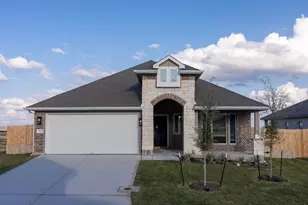 3729 Pin Oak Hls, Seguin, TX 78155 - Photo 1