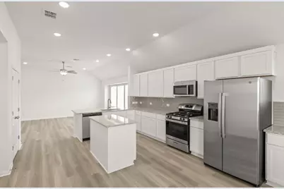 3729 Pin Oak Hills, Seguin, TX 78155 - Photo 4