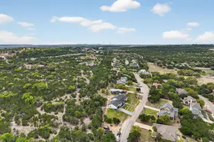 913 Larkhall Dr, Spicewood, TX 78669 - Photo 30