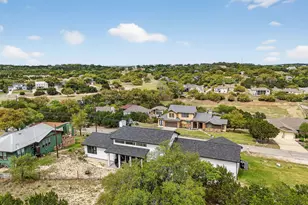 913 Larkhall Dr, Spicewood, TX 78669 - Photo 32