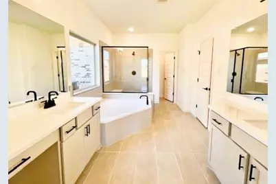 608 Breeze Hollow Lane, Georgetown, TX 78628 - Photo 14