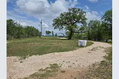 993 Highway 304, Bastrop, TX 78602 - Photo 8