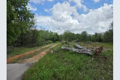 993 Highway 304, Bastrop, TX 78602 - Photo 10