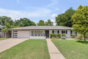 1602 Ashberry Dr, Austin, TX 78723 - Photo 1