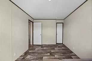 109 Zacate St, Elgin, TX 78621 - Photo 24