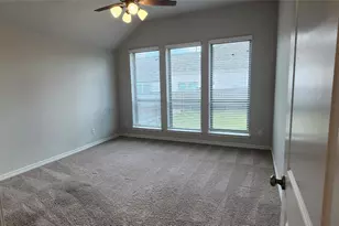 100 Los Olives Ln, Liberty Hill, TX 78642 - Photo 16