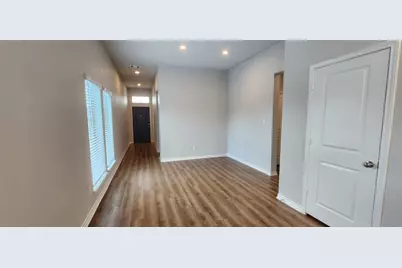 100 Los Olives Lane, Liberty Hill, TX 78642 - Photo 10