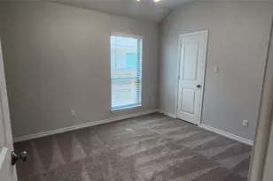 100 Los Olives Ln, Liberty Hill, TX 78642 - Photo 26