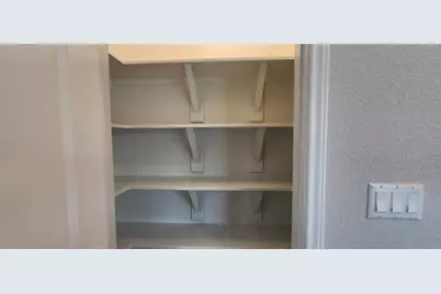 100 Los Olives Lane, Liberty Hill, TX 78642 - Photo 12