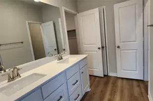 100 Los Olives Ln, Liberty Hill, TX 78642 - Photo 18