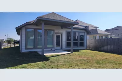 100 Los Olives Lane, Liberty Hill, TX 78642 - Photo 2