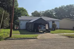 105 E Voelter Ave, Killeen, TX 76541 - Photo 1