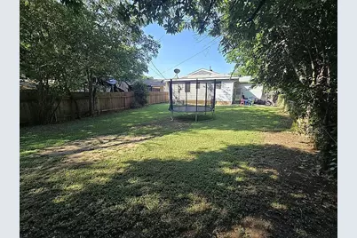105 E Voelter Avenue, Killeen, TX 76541 - Photo 8