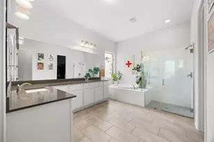 12504 Cricoli Dr, Austin, TX 78739 - Photo 24