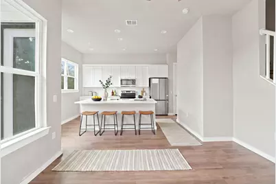 1300 McKie Drive #33, Austin, TX 78752 - Photo 4