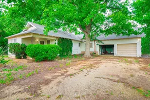 3104 S Main St, Taylor, TX 76574 - Photo 4