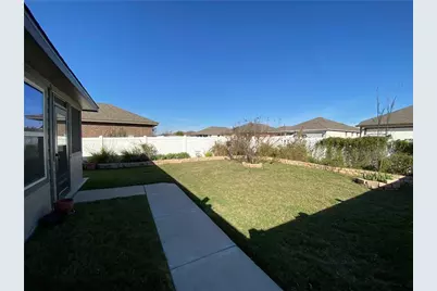 816 Sleeping Bear Dunes Drive, Pflugerville, TX 78660 - Photo 4