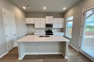 1020 Vista View Dr, Georgetown, TX 78626 - Photo 4