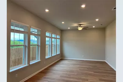 1020 Vista View Drive #1101, Georgetown, TX 78626 - Photo 8