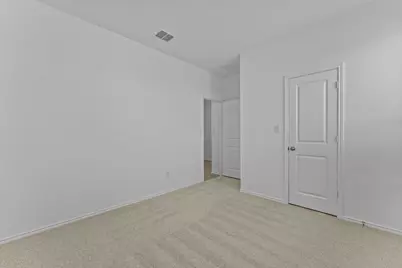 13225 Eastland Drive, Mustang Ridge, TX 78610 - Photo 8