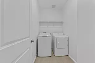 13225 Eastland Dr, Mustang Ridge, TX 78610 - Photo 10