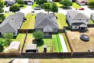 105 Lidell St, Hutto, TX 78634 - Photo 36