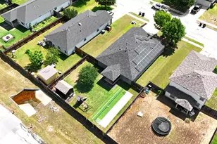 105 Lidell St, Hutto, TX 78634 - Photo 36