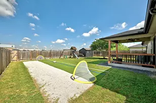 105 Lidell St, Hutto, TX 78634 - Photo 28