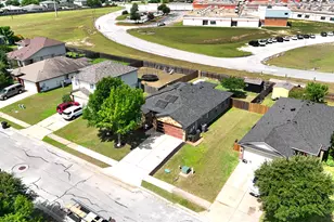 105 Lidell St, Hutto, TX 78634 - Photo 34