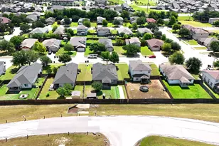 105 Lidell St, Hutto, TX 78634 - Photo 38