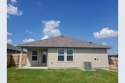 325 Darwin Place, Lockhart, TX 78644 - Photo 18