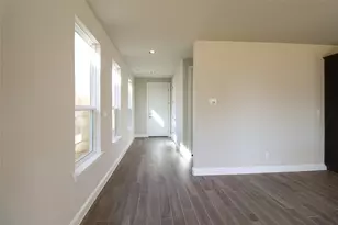 105 Bent Trl Ln, Georgetown, TX 78628 - Photo 4